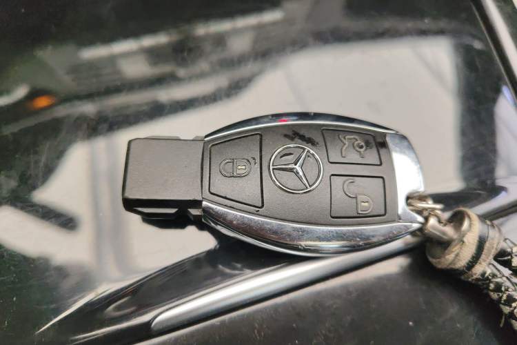 Used Mercedes-Benz E-Class 2015 E 260 L Sport & Fashion Model