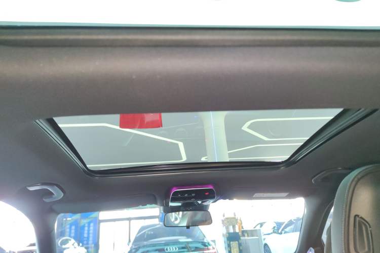 Used Mercedes-Benz C-Class 2023 Restyled C 260 L Sport Edition