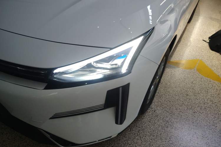 Used Geely Galaxy L6 2025 EM-i 60km Launch Edition