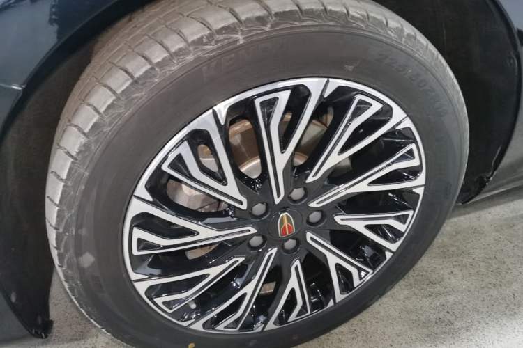 Used Hongqi H5 2024 2.0T Automatic Smart Connect Flagship Edition Exterior 4