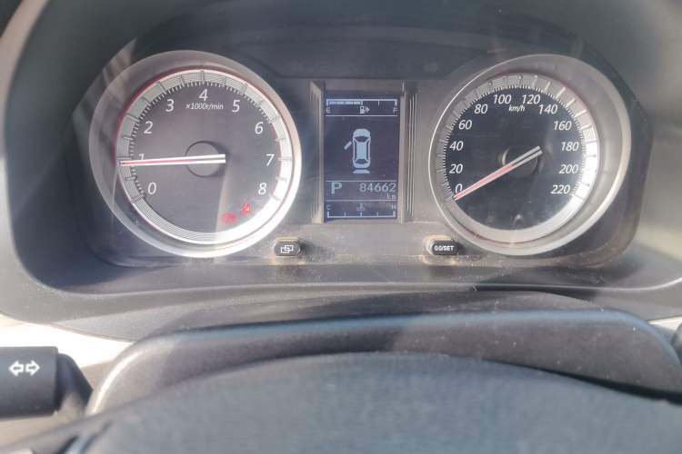 Used FORTHING Joyear X5 2017 1.6L CVT Luxury Model
