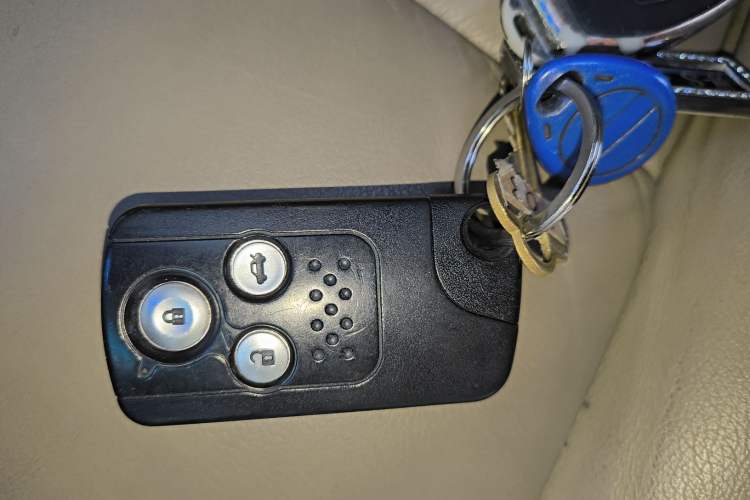 Used Honda Accord 2011 2.4L EX Vehicle Key