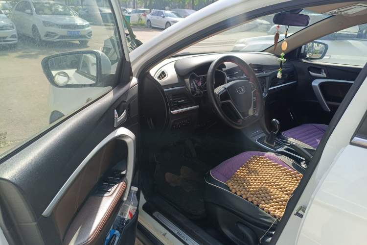 Used Geely Auto Emgrand 2017 Hatchback RS Million Edition 1.5L Manual Upward Version
