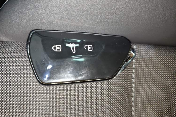 Used Volkswagen Golf 2021 280TSI DSG Pro Vehicle Key