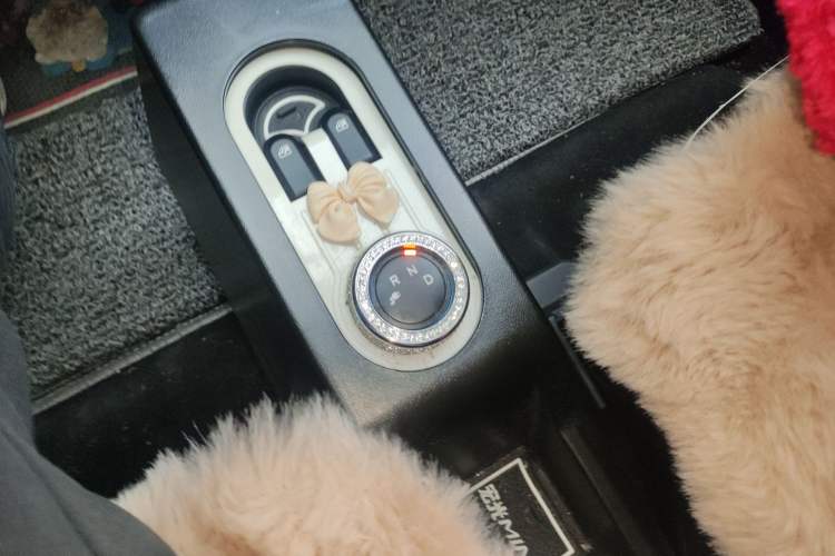 Used Wuling Hongguang MINIEV 2022 Easy Version Lithium Iron Phosphate Gear Lever