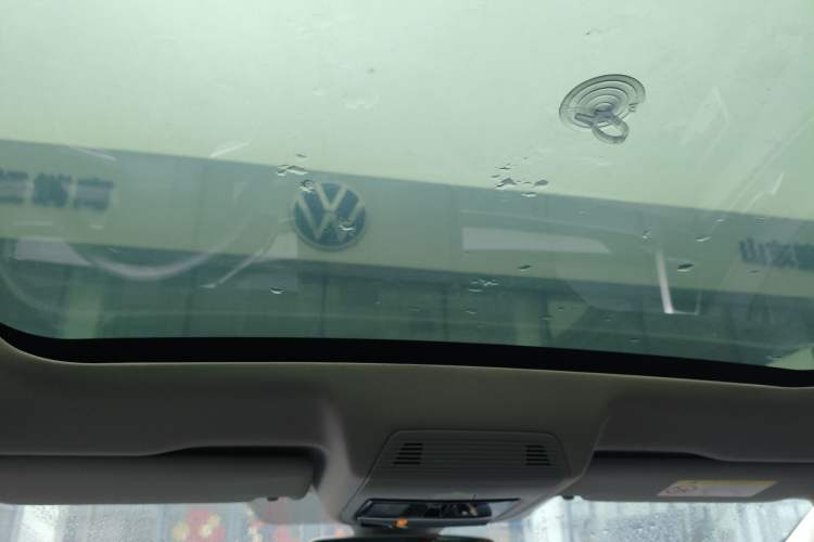 Used Volkswagen ID.6 CROZZ 2021 Long-Range PRO Edition Headliner