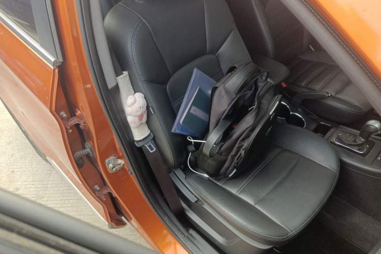 Used BAIC Senova X65 2015 2.0T Automatic Elite Model
