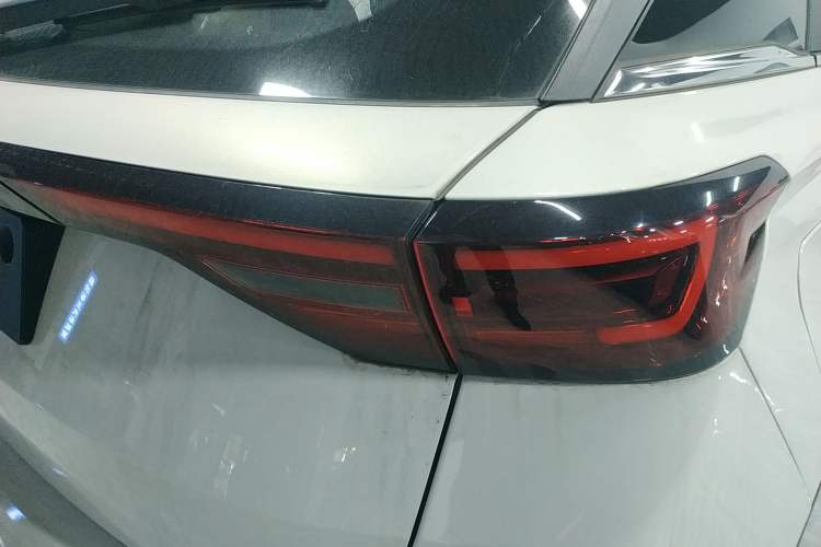 Used Bestune T77 2023 1.5T Automatic Luxury Model Right Rear Taillight