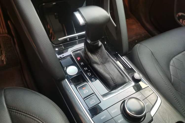 Used BORGWARD BX7 2016 28T Four-Wheel Drive Flagship Version 5 Seats
