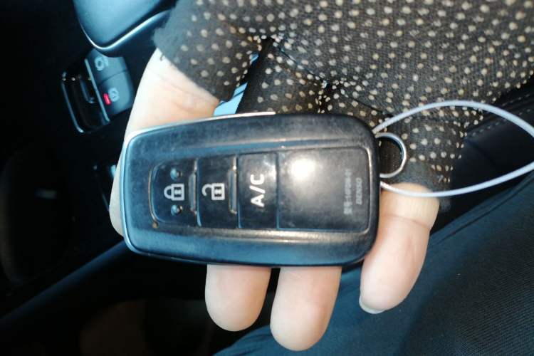 Used Toyota C-HR EV 2020 Deluxe Sunroof Edition