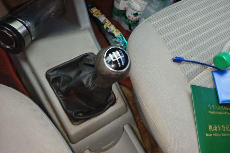 Used Volkswagen Jetta 2012 1.6L Collector's Edition Gear Lever