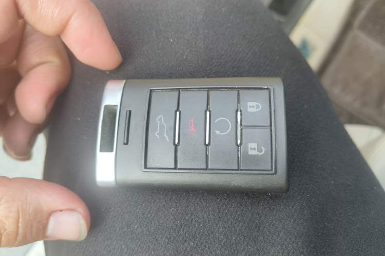 Used Cadillac SRX 2011 3.0L Flagship Edition