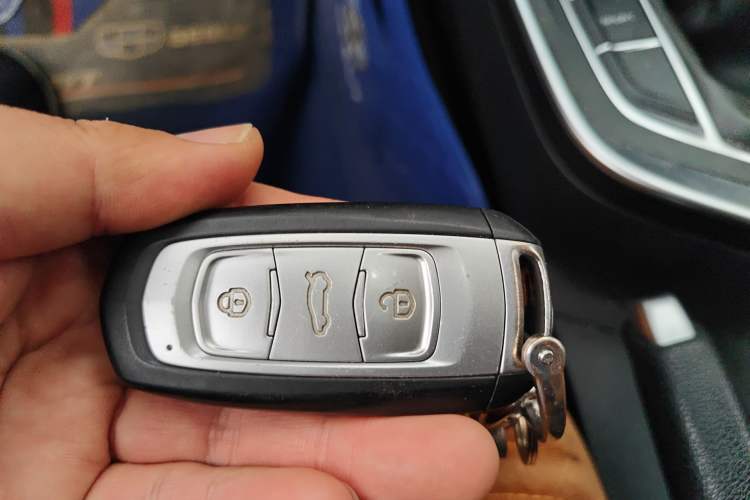 Used Geely Auto Vision X3 2019 Upgraded Model 1.5L CVT Elite Version Vehicle Key