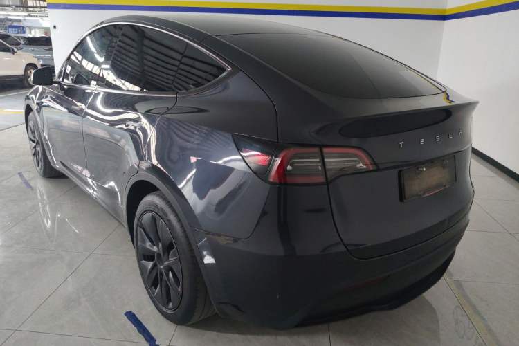 Used Tesla Model Y 2023 Rear-Wheel-Drive Version Rear Left 45 Deg