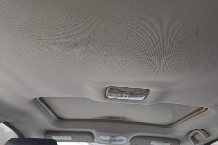 Used CHANGAN CS35 2014 1.6L Manual Luxury Navigation Model China IV Standard
