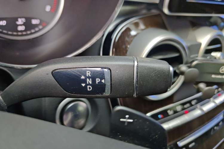 Used Mercedes-Benz GLC 2019 GLC 260 L 4MATIC Dynamic Model