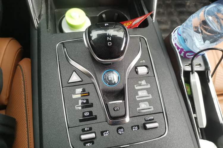 Used BYD Tang New Energy 2022 DM-p 215KM Four-Wheel Drive Flagship Model Gear Lever