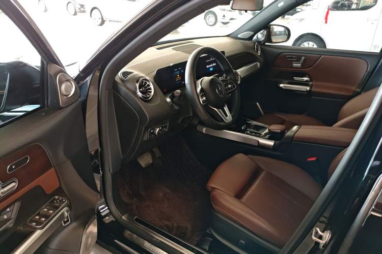 Used Mercedes-Benz GLB 2021 GLB 200 4MATIC
