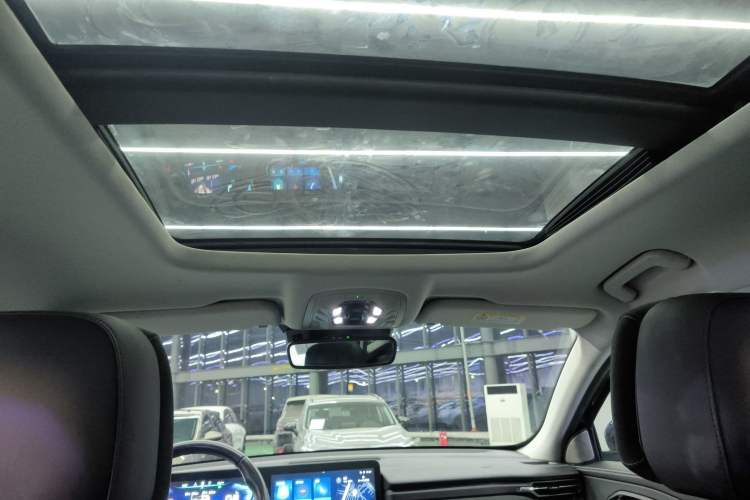 Used EXEED Lingyun 2023 400T Two-Wheel-Drive Star Prestige Edition