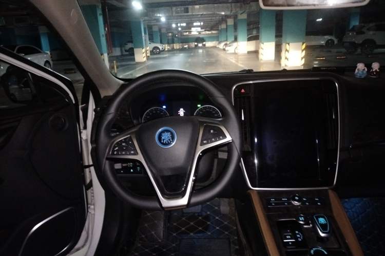 Used BYD Qin New Energy 2017 1.5T Luxury Model