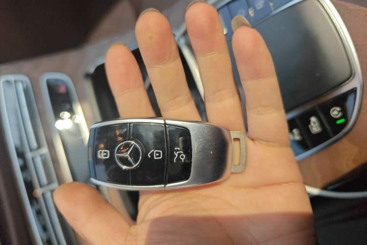 Used Mercedes-Benz E-Class 2021 Restyled E 300 L Luxury Edition