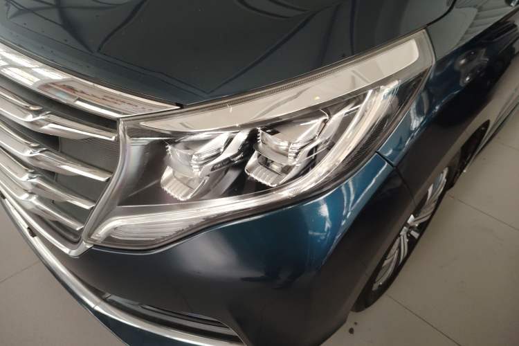 Used GAC Trumpchi M8 2018 320T Luxury Edition
