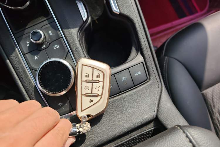 Used Cadillac XT4 2024 25T Two-Wheel Drive Fashion Edition