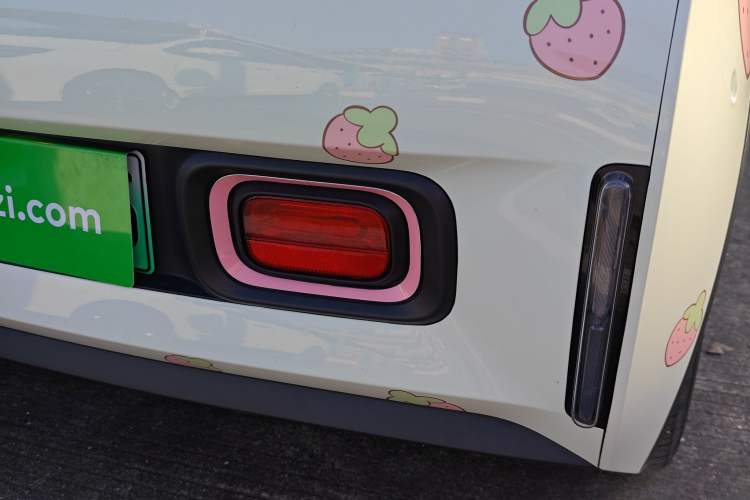 Used Baojun KiWi EV 2023 DJI Edition Lithium Iron Phosphate