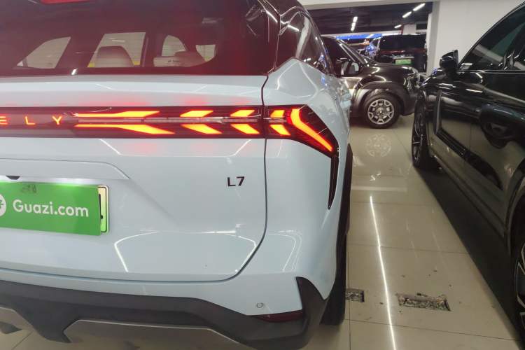 Used Geely Galaxy L7 2023 1.5T 115 km Starship Right Rear Taillight