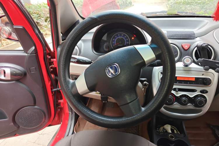 Used Changan Benni mini 2012 1.0L Manual Fashion Edition China IV Standard
