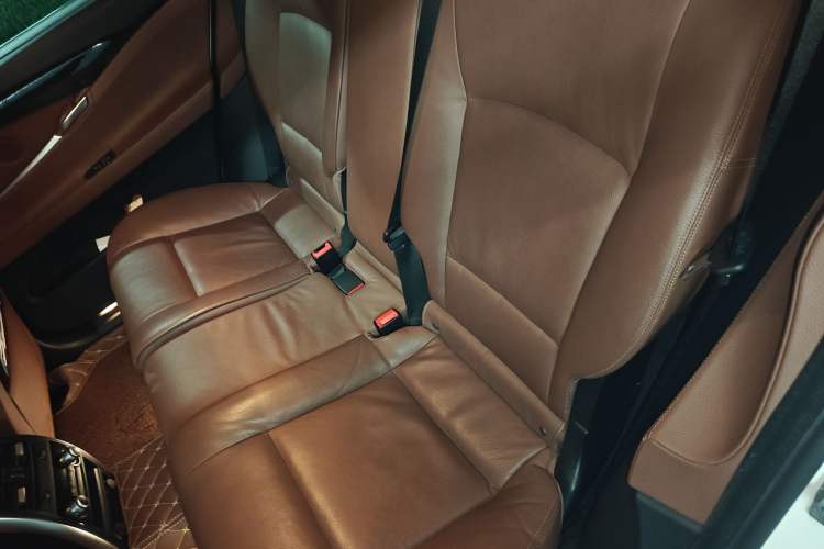 Used BMW 5 Series GT 2014 535i Leading Model Left Rear Seat