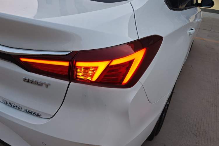 Used CHANGAN Eado 2021 PLUS Blue Whale NE 1.4T GDI DCT Flagship Model
