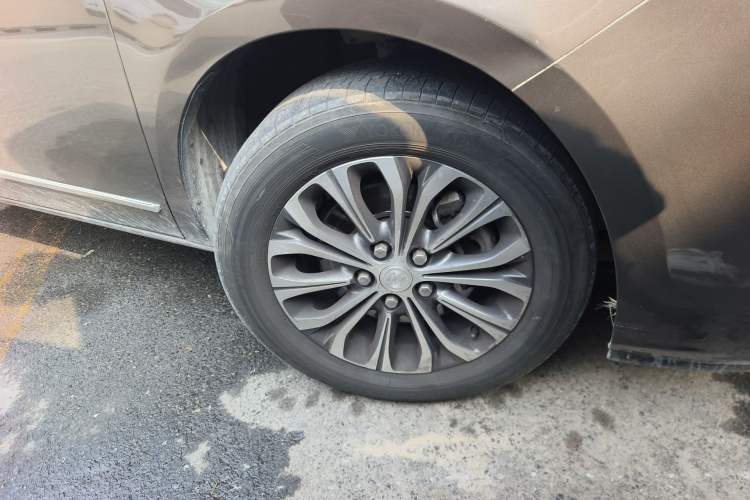 Used Buick GL8 2020 Land Business Class 652T Luxury Model
