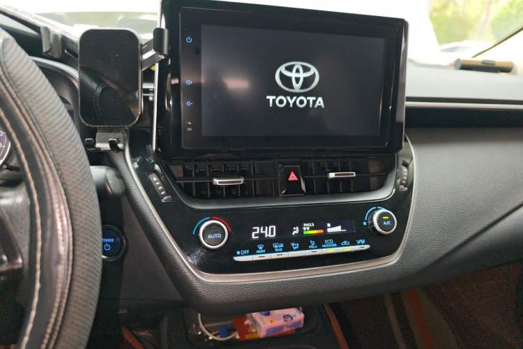 Used Toyota Corolla 2022 Dual-Motor 1.8L E-CVT Pioneer Edition Audio And AC Panel