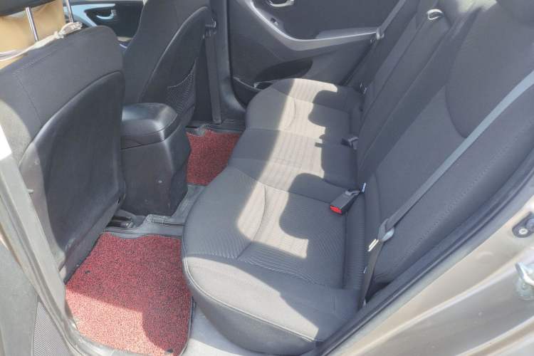 Used Hyundai Elantra (5th Generation / Langdong) 2015 1.6L Automatic Leading Model Left Rear Seat