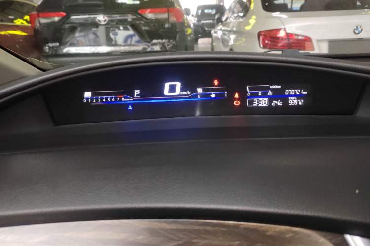 Used Honda Jade 2017 1.8L automatic Comfort version 5 seats
