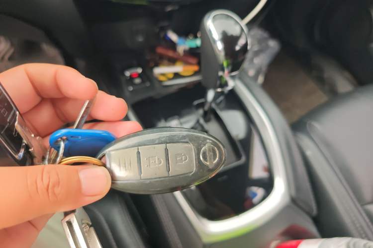 Used Nissan X-Trail 2021 2.0L CVT 2WD XL Premium SmartConnect Deluxe Edition Vehicle Key