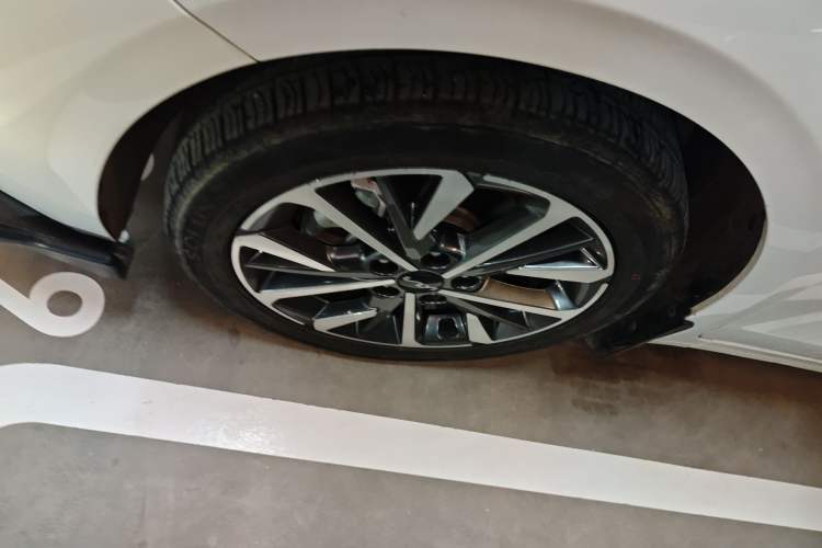 Used Kia K3 2021 Revised 1.5L CVT Fashion Edition Exterior 4