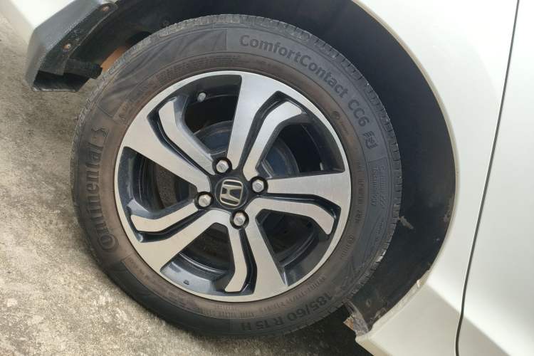 Used Honda Greiz 2016 1.5L CVT Classic Edition