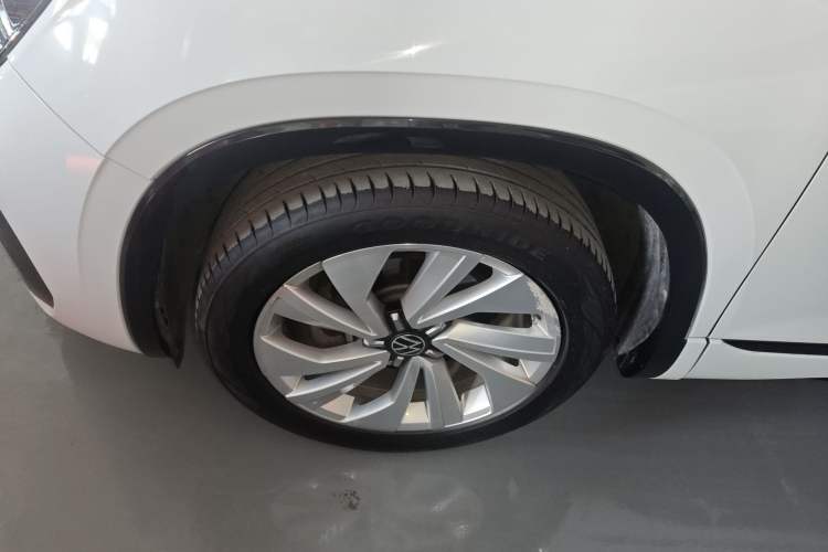 Used Volkswagen Tayron X 2020 330TSI Two-Wheel Drive Luxury Smart Connectivity Version
