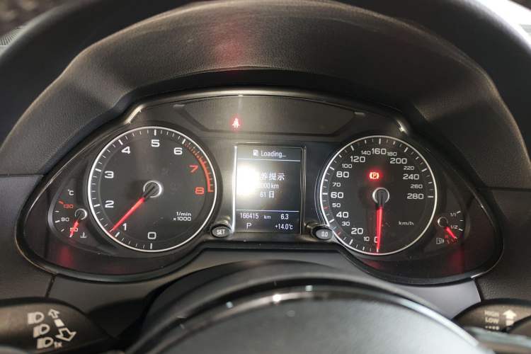 Used Audi Q5 2017 Plus 40 TFSI Comfort Model