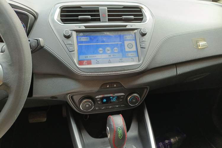 Used Ford Escort 2017 Happiness Edition 1.5L Automatic Fashion Version