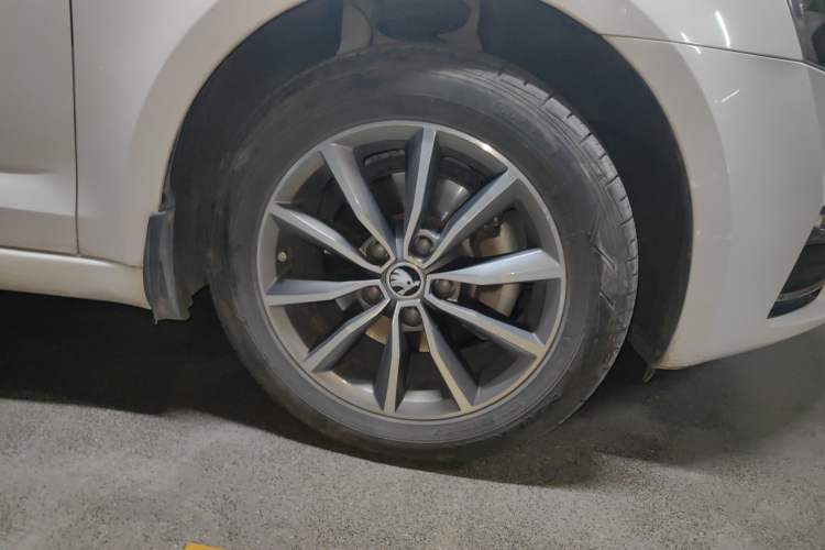 Used Skoda Octavia 2016 1.6L Manual Trend Edition