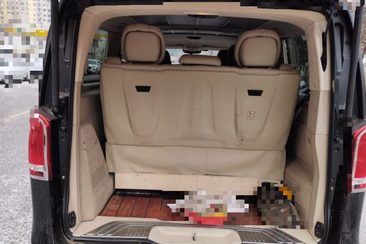 Used Mercedes-Benz V-Class 2016 V 260 Avantgarde Edition