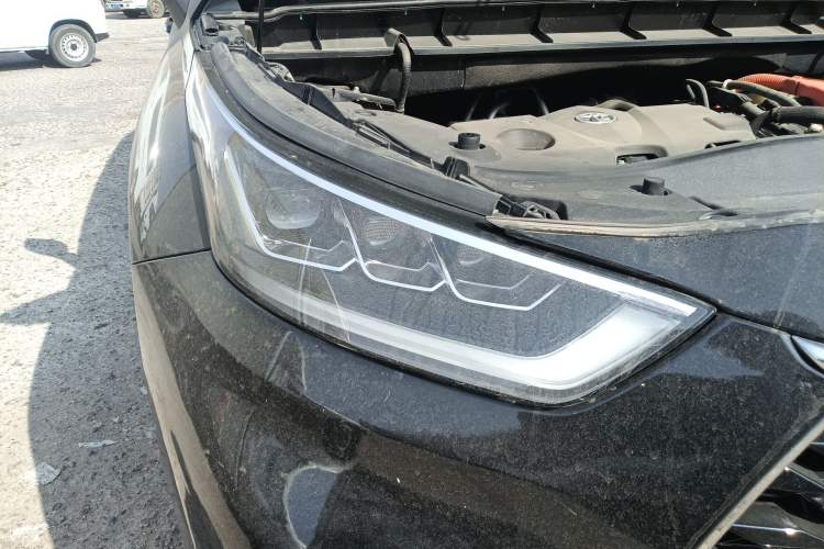 Used Toyota Highlander 2022 Dual-Engine 2.5L Four-Wheel Drive Supreme Edition 7-Seater Right Front Headlight