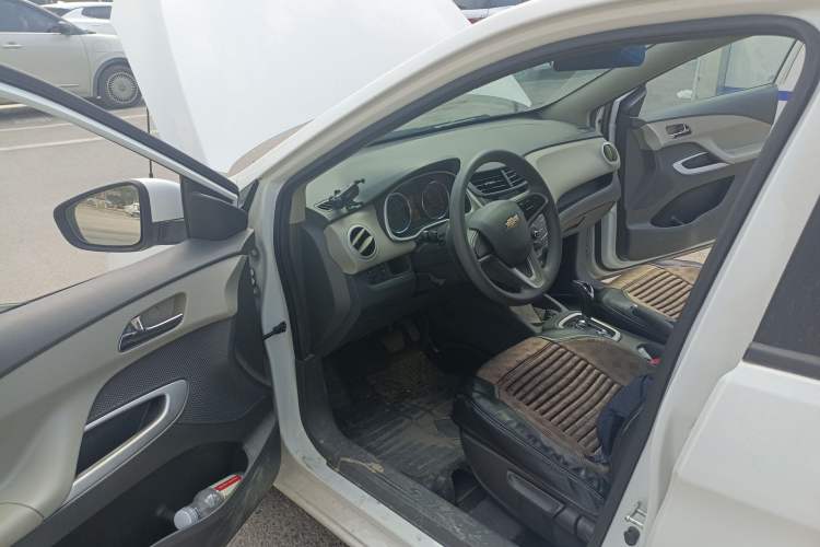 Used Chevrolet Sail 2015 Sail 3 1.5L AMT Happiness Sunroof Edition Driver Seat