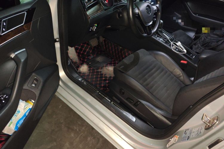 Used Volkswagen Magotan 2018 330TSI DSG Luxury Model Driver Seat