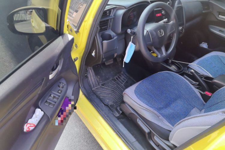 Used Honda Fit 2014 1.5L LX CVT Comfort Model Driver Seat