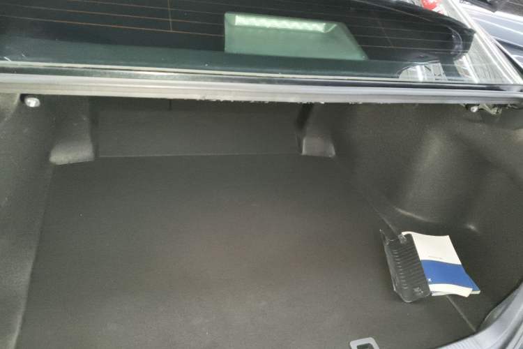 Used Toyota Camry 2023 2.0G Luxury Edition