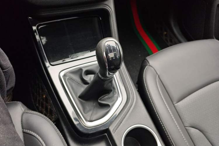 Used Changan CS35PLUS 2022 1.6L Manual Luxury Edition